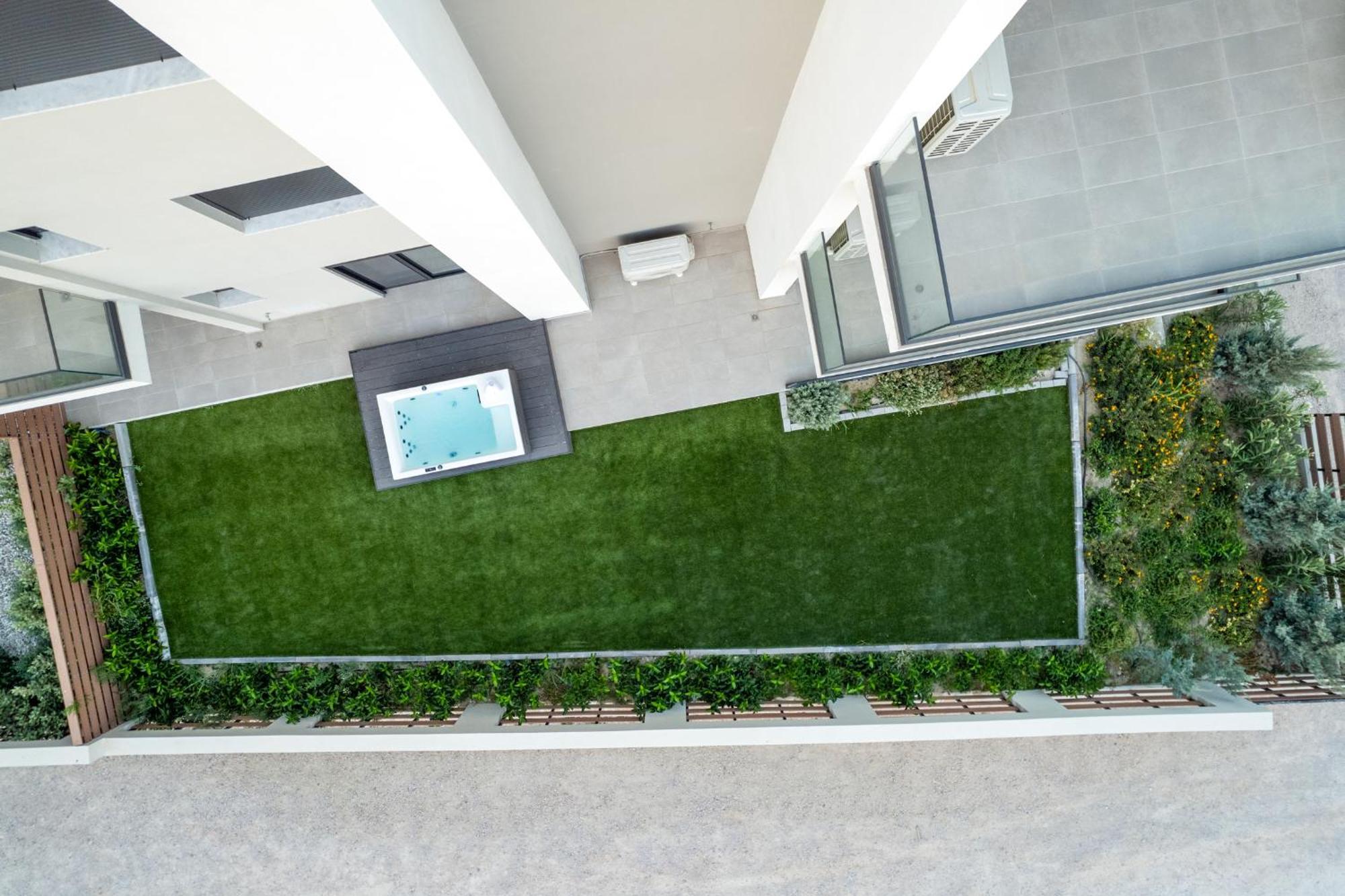 Maison Du Jardin 2-Bedroom Apartment Private Outdoor Jacuzzi Rhodes City Екстериор снимка
